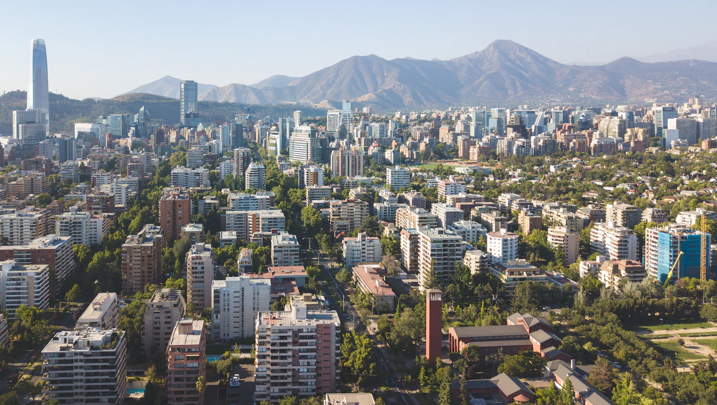 Vista aérea de edificios en Santiago de Chile